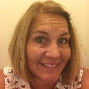 Meet your Posher, Roxanne